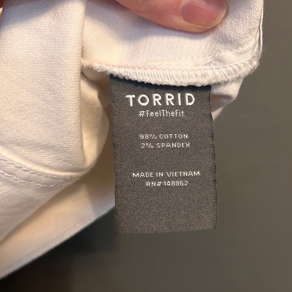 Torrid Cropped White Denim Vest Womens Large - Picture 10 of 12